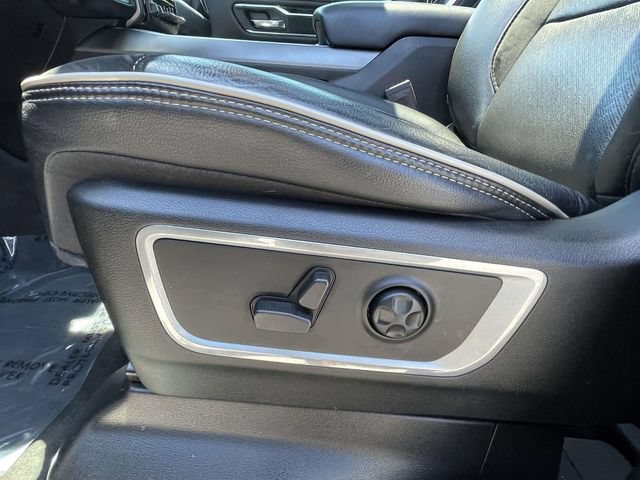 Used 2021 RAM 1500 Laramie w/ Sport Appearance Package AWD/4WD image 12