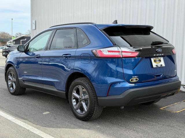 Certified 2024 Ford Edge SEL w/ Sport Appearance Package image 4