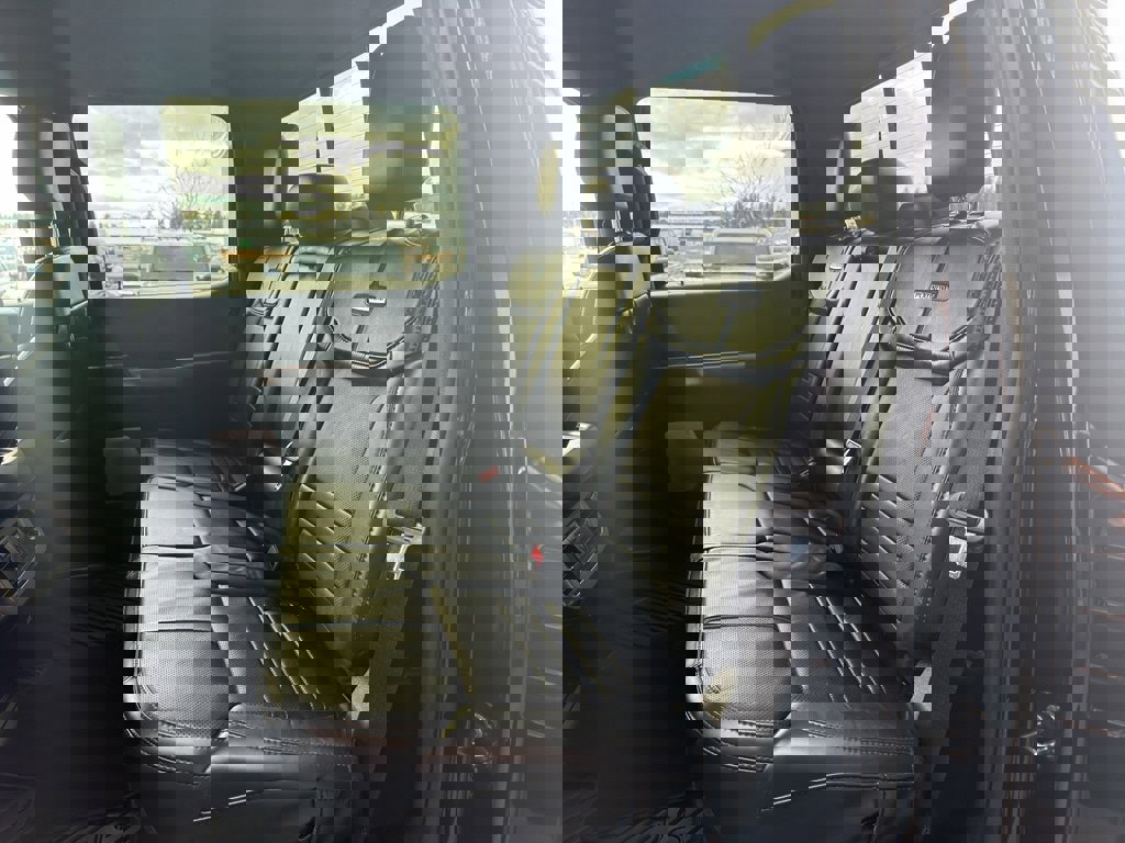 Certified 2025 Ford F350 Platinum w/ Tremor Off-Road Package image 39