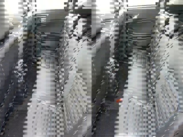 Certified 2023 Ford Edge SEL image 6