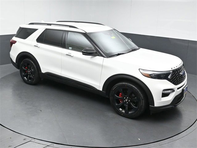 Certified 2022 Ford Explorer ST w/ Equipment Group 401A image 23
