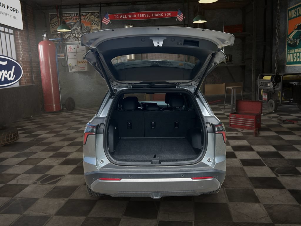 Used 2025 Chevrolet Equinox LT w/ Convenience Package II FWD image 10