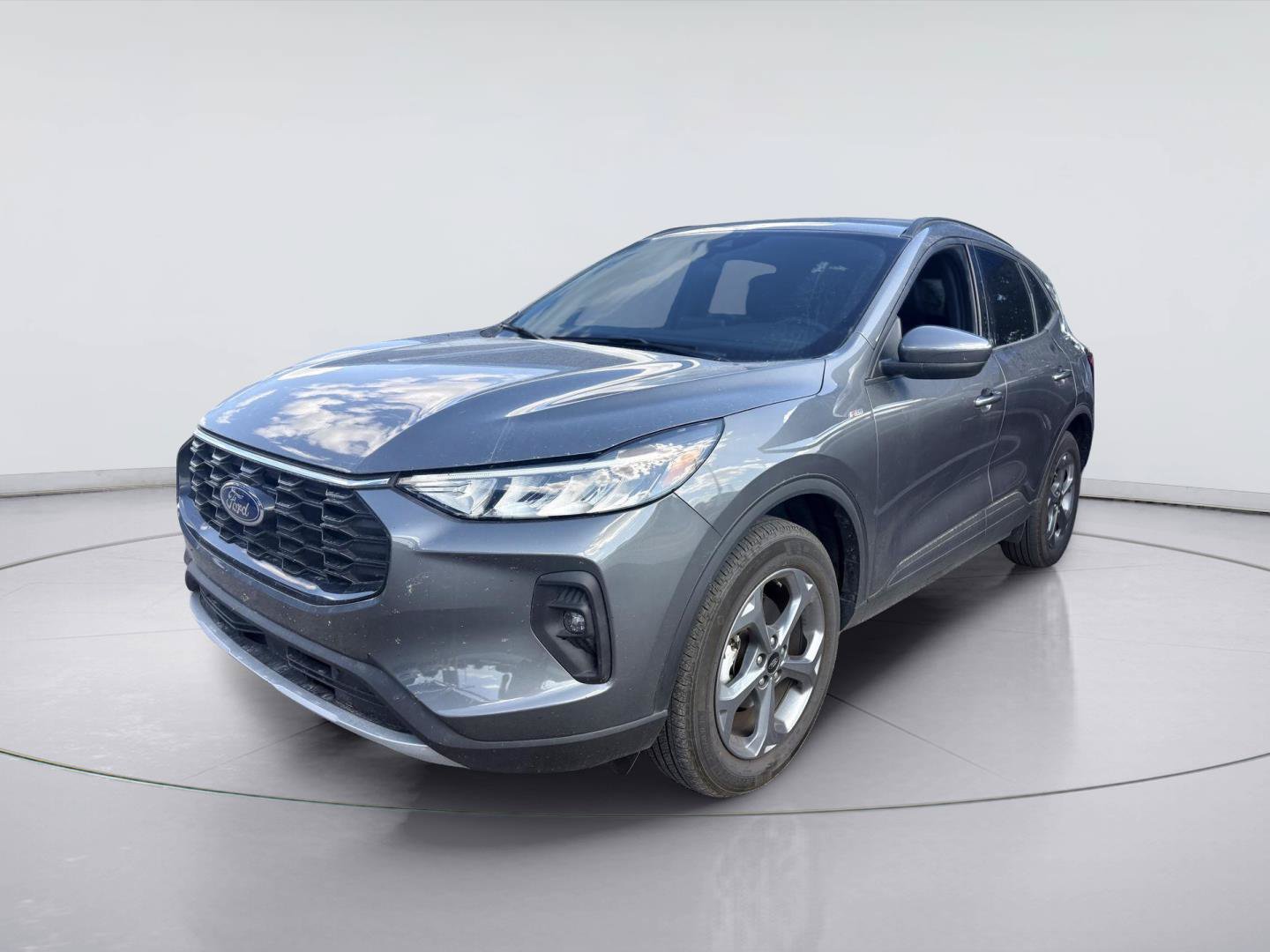 Certified 2025 Ford Escape ST-Line Select AWD/4WD image 9