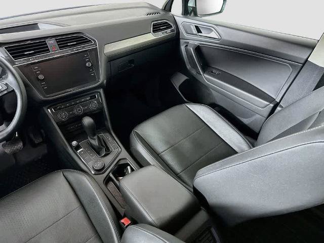 Used 2019 Volkswagen Tiguan SE AWD/4WD image 11