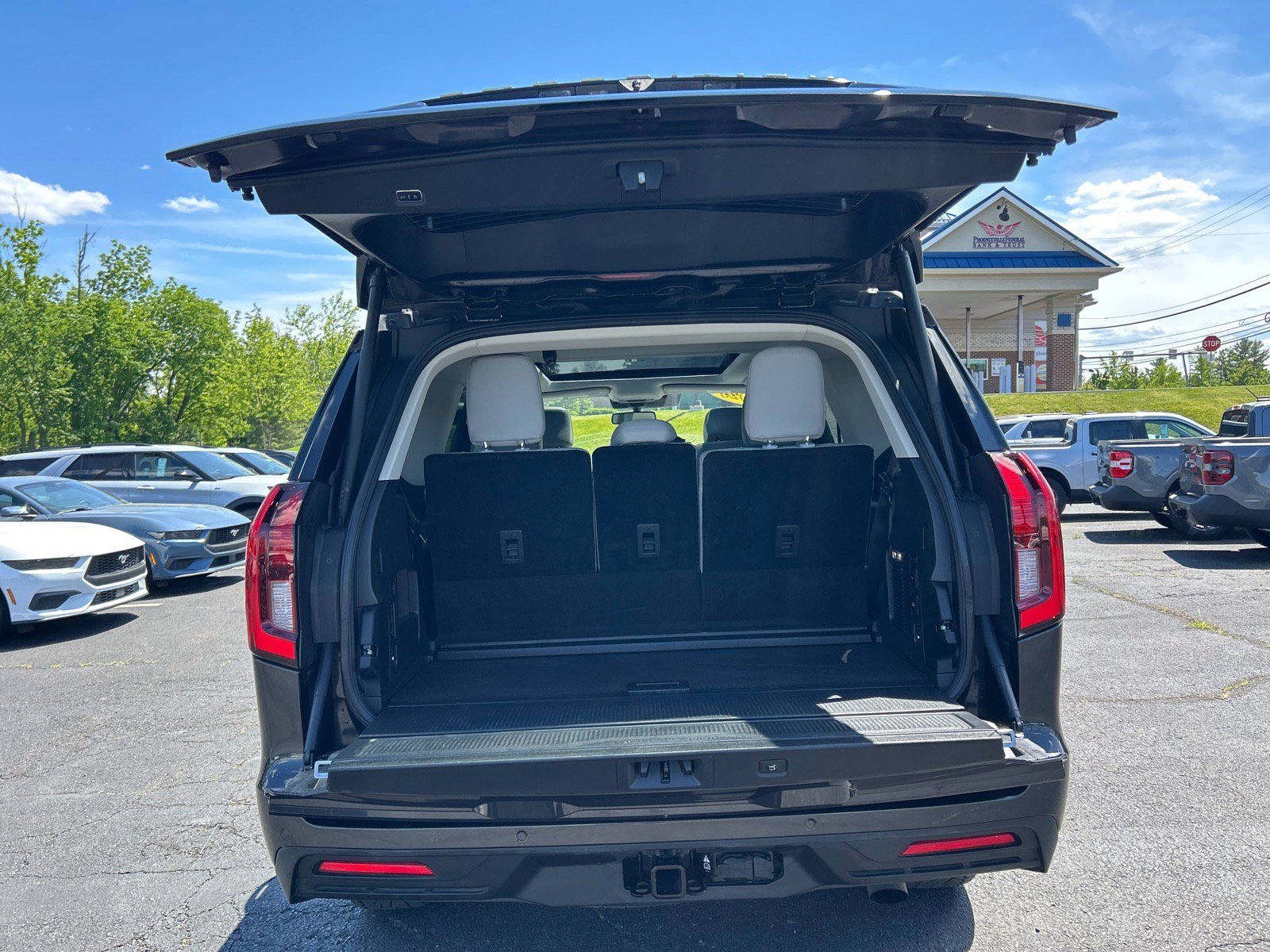 Certified 2025 Ford Expedition Active AWD/4WD image 15