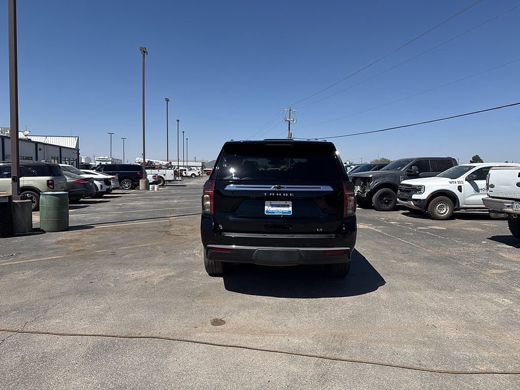 Used 2024 Chevrolet Tahoe LT w/ LT Signature Package image 4