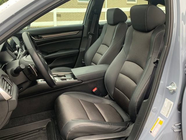 Used 2022 Honda Accord Sport image 9
