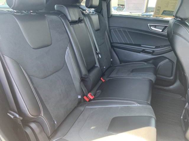 Certified 2022 Ford Edge ST image 12
