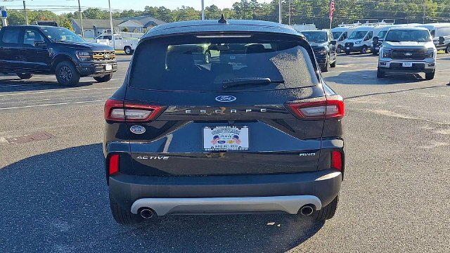 Certified 2023 Ford Escape Active AWD/4WD image 7