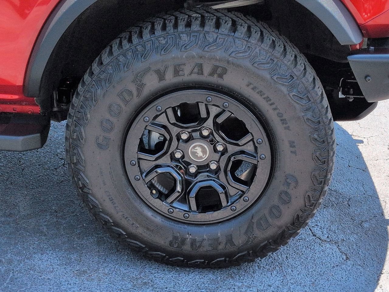 Certified 2024 Ford Bronco Wildtrak AWD/4WD image 9
