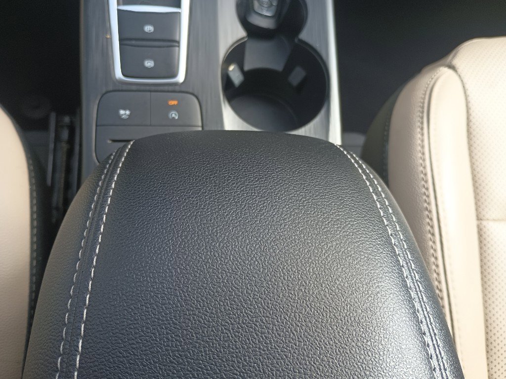 Certified 2022 Ford Escape SEL w/ Technology Package image 24