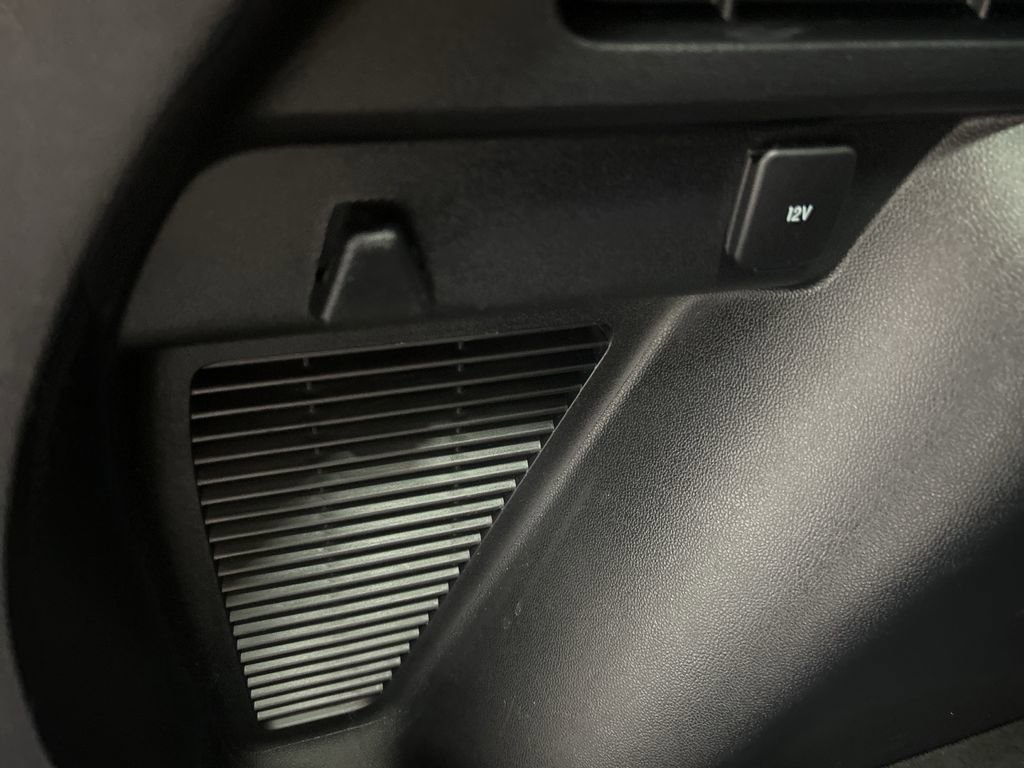 Certified 2022 Ford Escape Titanium image 32