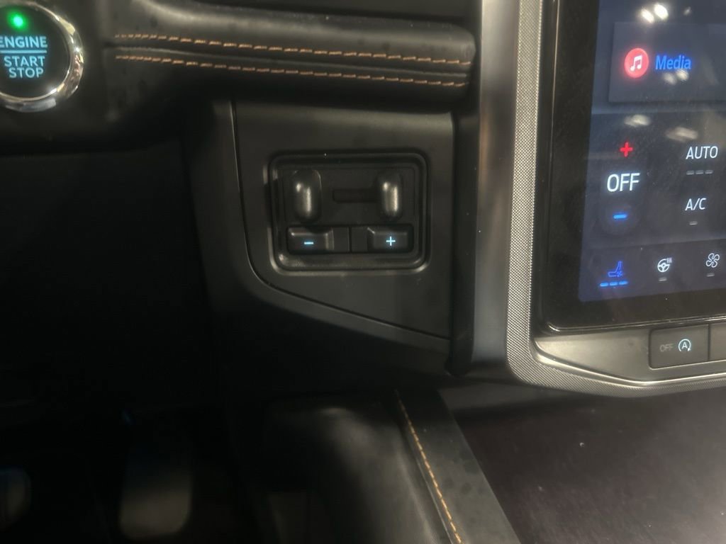 Certified 2022 Ford Expedition Max Platinum image 22