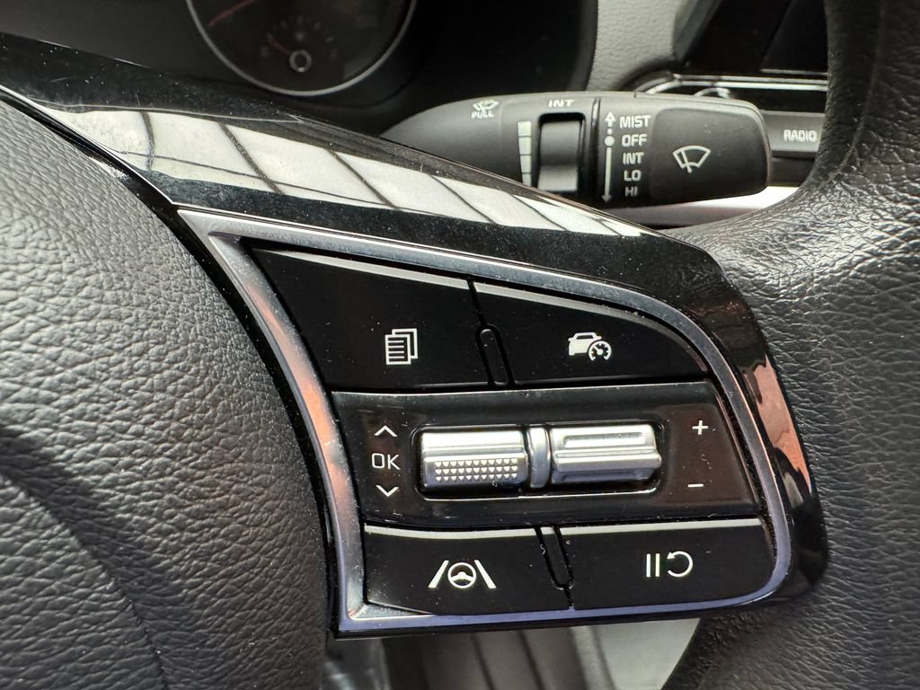 Used 2023 Kia Forte LXS w/ LXS Technology Package FWD image 15