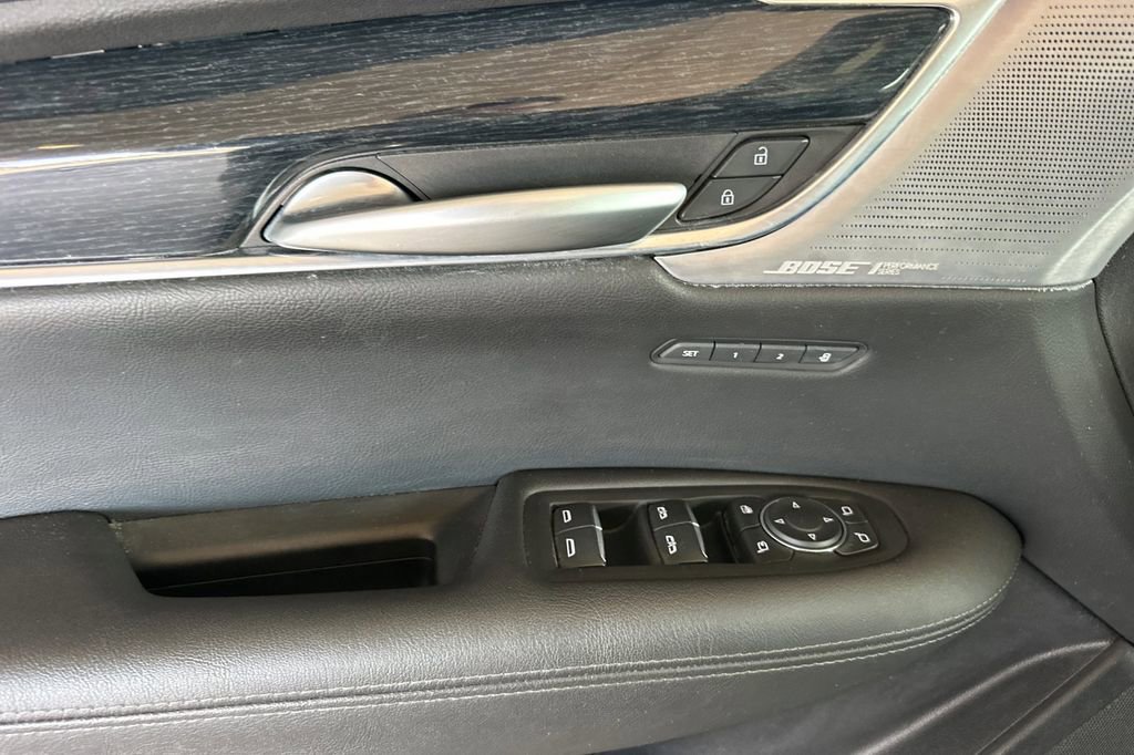 Used 2024 Cadillac XT5 Premium Luxury image 13