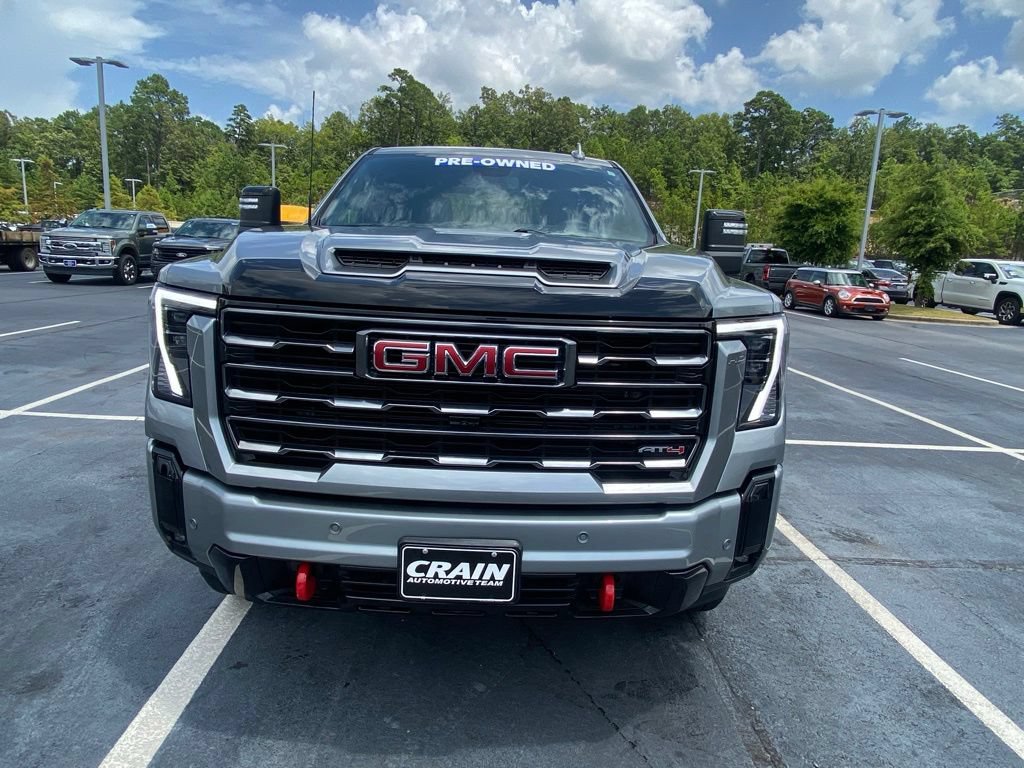 Used 2025 GMC Sierra 2500 AT4 AWD/4WD image 2