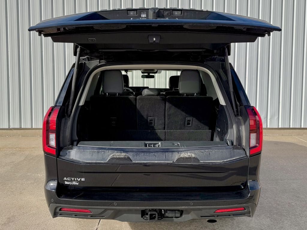 Certified 2025 Ford Expedition Active AWD/4WD image 20