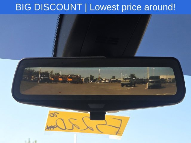 Used 2020 Chevrolet Traverse RS w/ LPO, Floor Liner Package FWD image 32