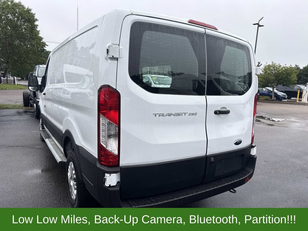 Certified 2025 Ford Transit 250 Low Roof w/ Exterior Upgrade Package RWD image 3