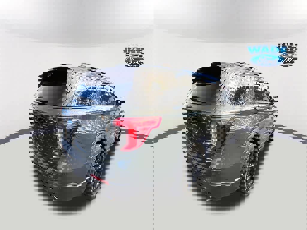 Certified 2023 Ford Explorer ST-Line w/ Class IV Trailer Tow Package image 4