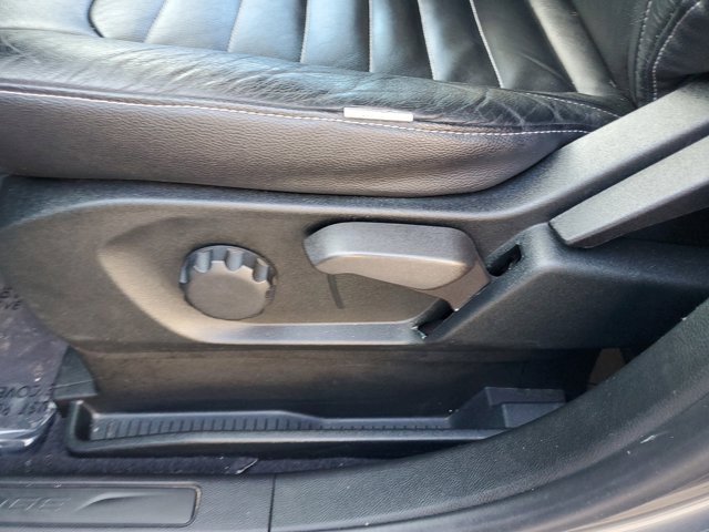 Certified 2022 Ford Edge SE w/ Black Appearance Package image 14