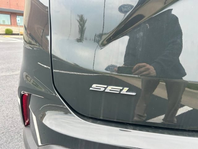 Certified 2023 Ford Edge SEL w/ Convenience Package AWD/4WD image 6