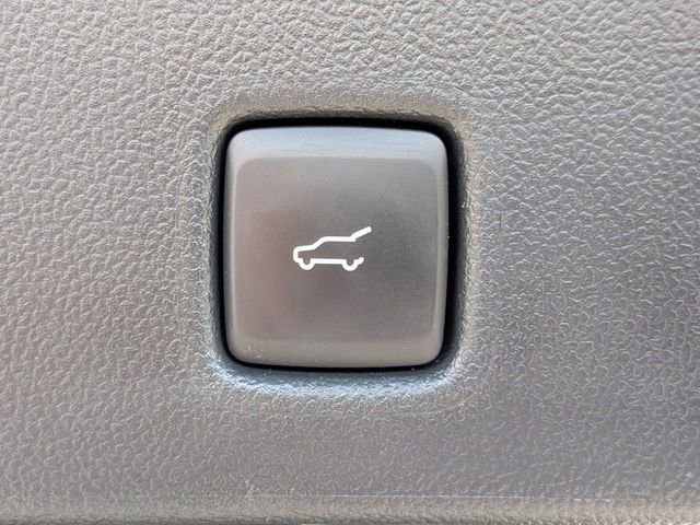 Certified 2023 Ford Escape Active AWD/4WD image 18