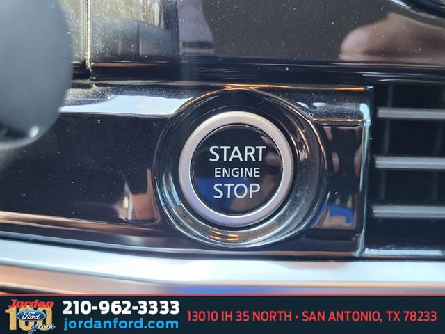 Used 2023 Nissan Pathfinder SL FWD image 23