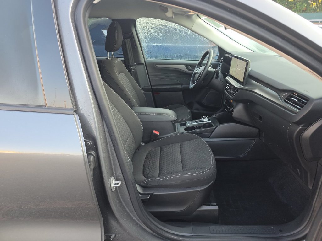 Certified 2023 Ford Escape Active w/ Tech Pack #1 AWD/4WD image 6