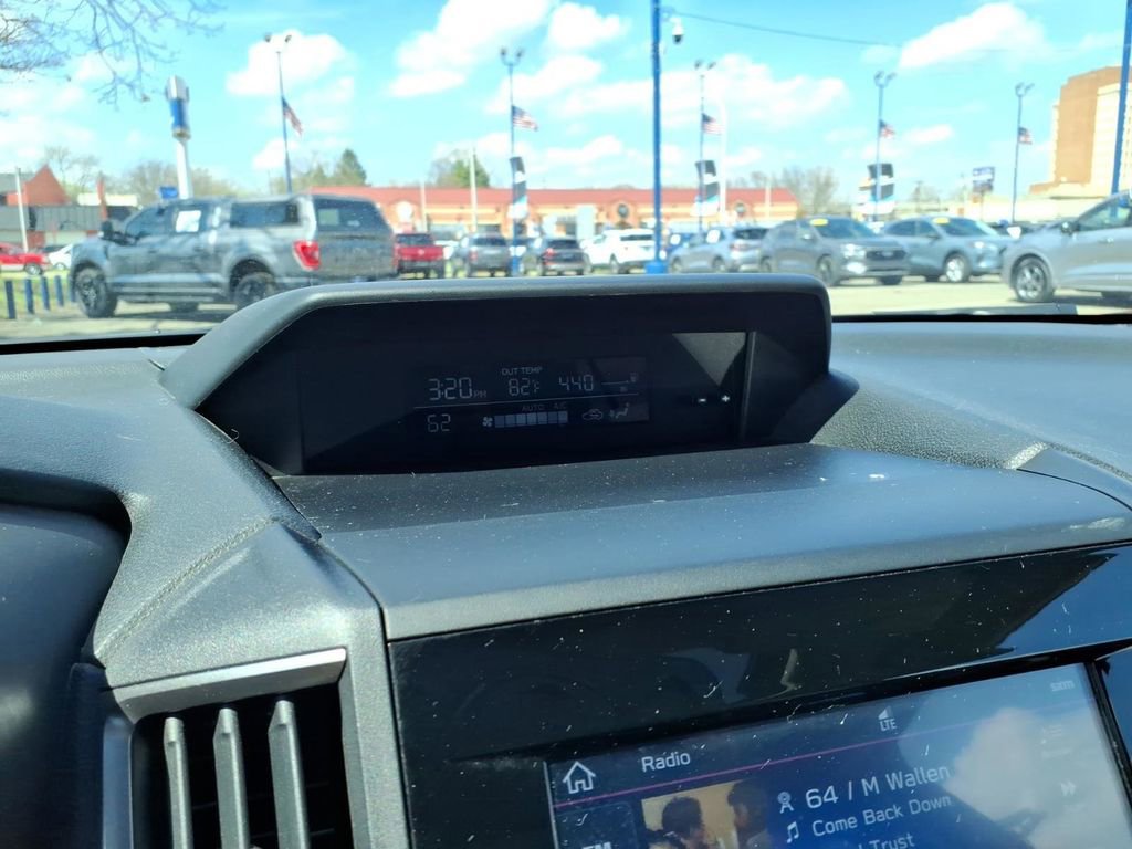 Used 2020 Subaru Crosstrek 2.0i Premium w/ Moonroof Package 2 image 20