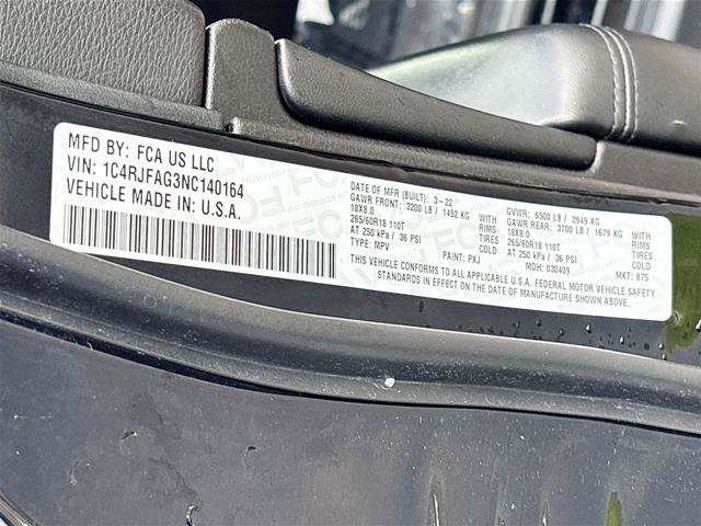 Used 2022 Jeep Grand Cherokee Laredo E AWD/4WD image 35