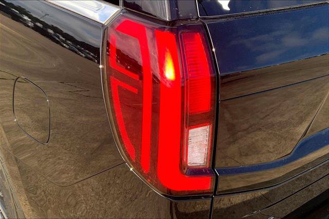 Certified 2025 Ford Expedition Active AWD/4WD image 30