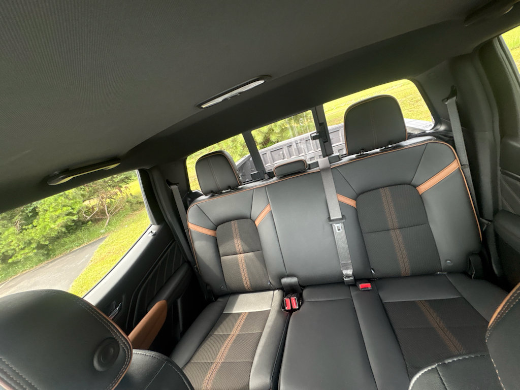 Used 2026 GMC Canyon AT4 AWD/4WD image 11