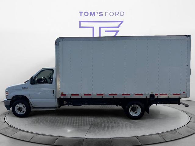 Certified 2022 Ford E-350 and Econoline 350 Super Duty w/ Power Windows & Locks Group RWD image 2