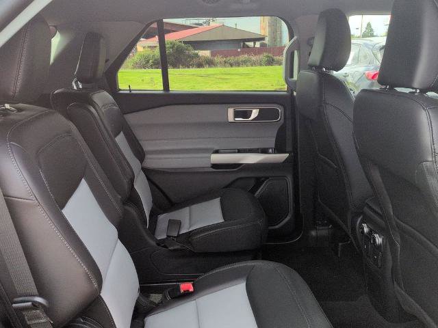 Certified 2024 Ford Explorer XLT w/ Equipment Group 202A AWD/4WD image 27