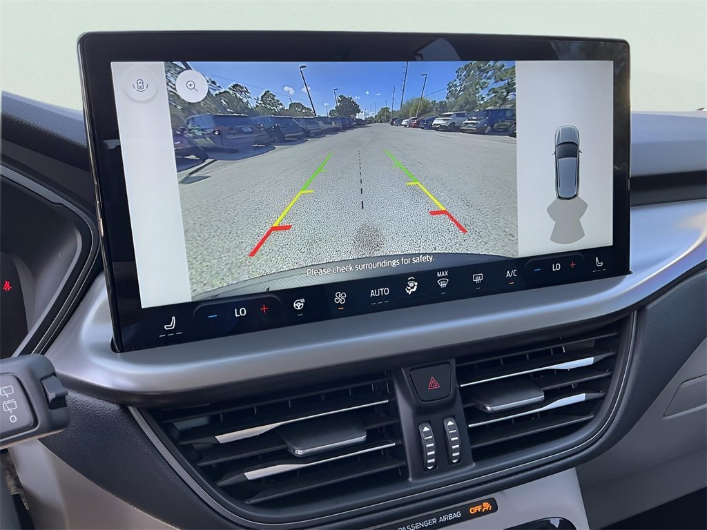 Certified 2024 Ford Escape SE image 33