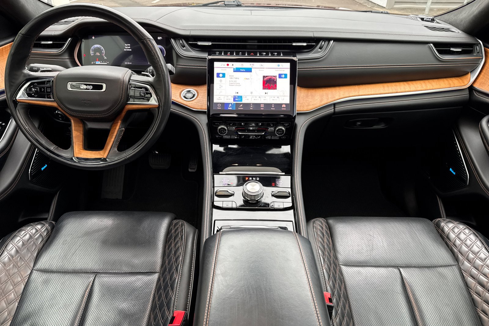 Used 2021 Jeep Grand Cherokee L Summit AWD/4WD image 13