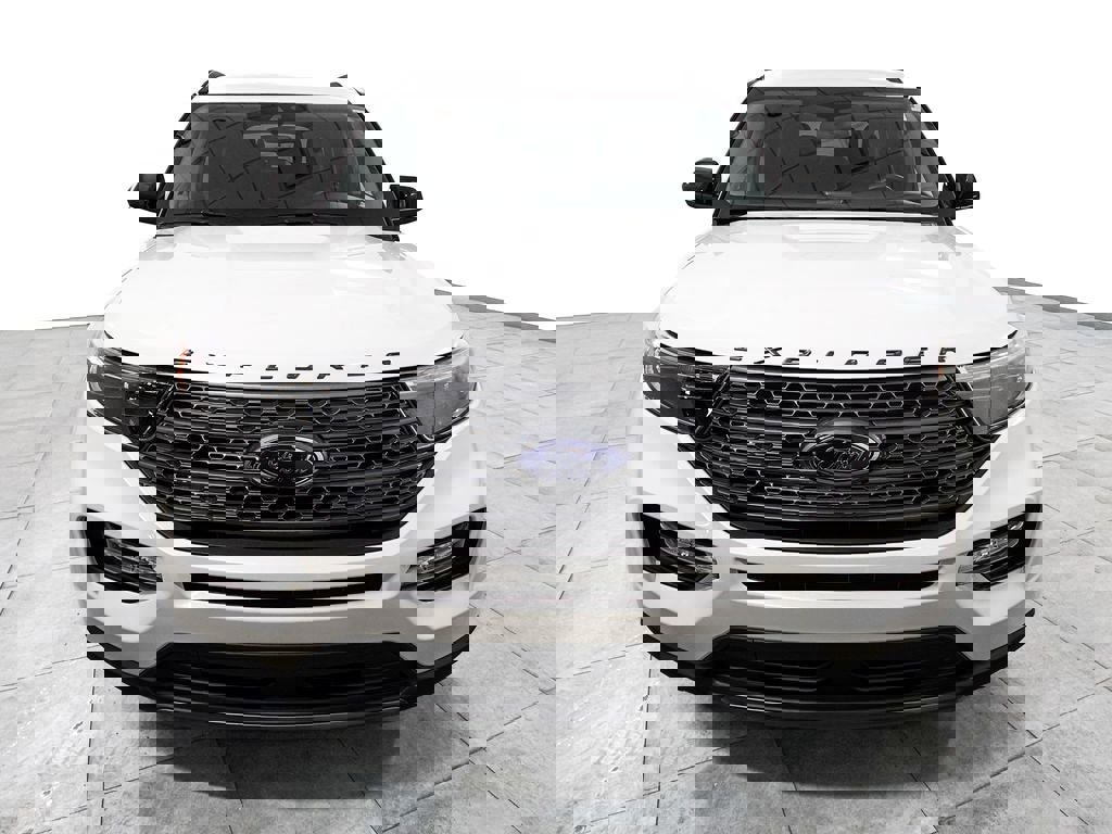 Certified 2024 Ford Explorer XLT w/ Equipment Group 202A AWD/4WD image 7