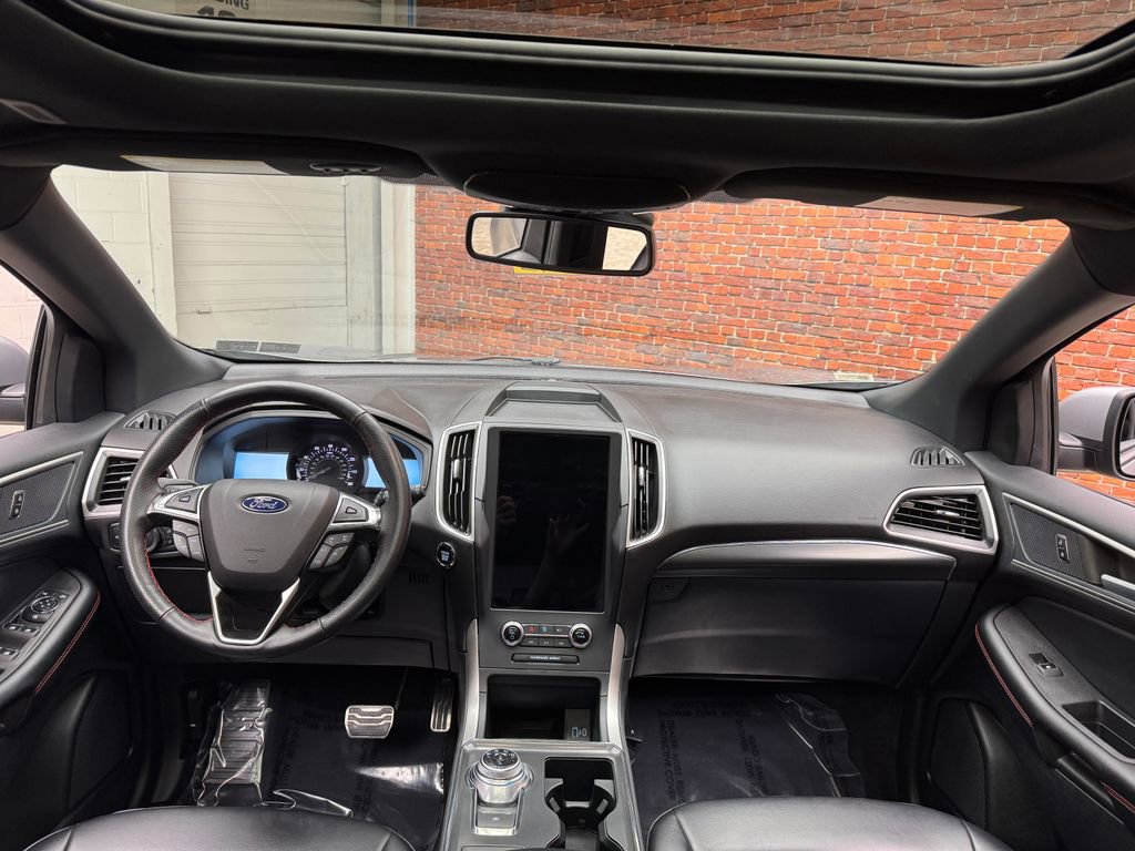 Certified 2023 Ford Edge ST-Line AWD/4WD image 15