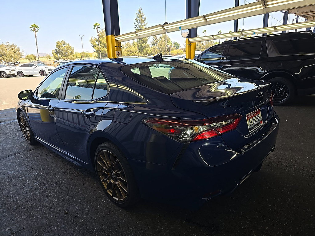 Used 2024 Toyota Camry SE FWD image 6