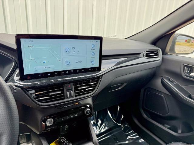 Certified 2025 Ford Escape ST-Line Elite w/ Premium Technology Package image 21