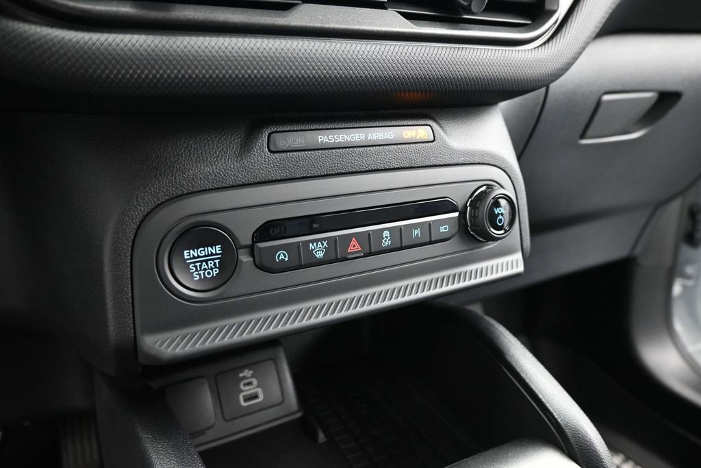 Certified 2025 Ford Bronco Sport Outer Banks w/ Outer Banks Tech Package+ AWD/4WD image 18