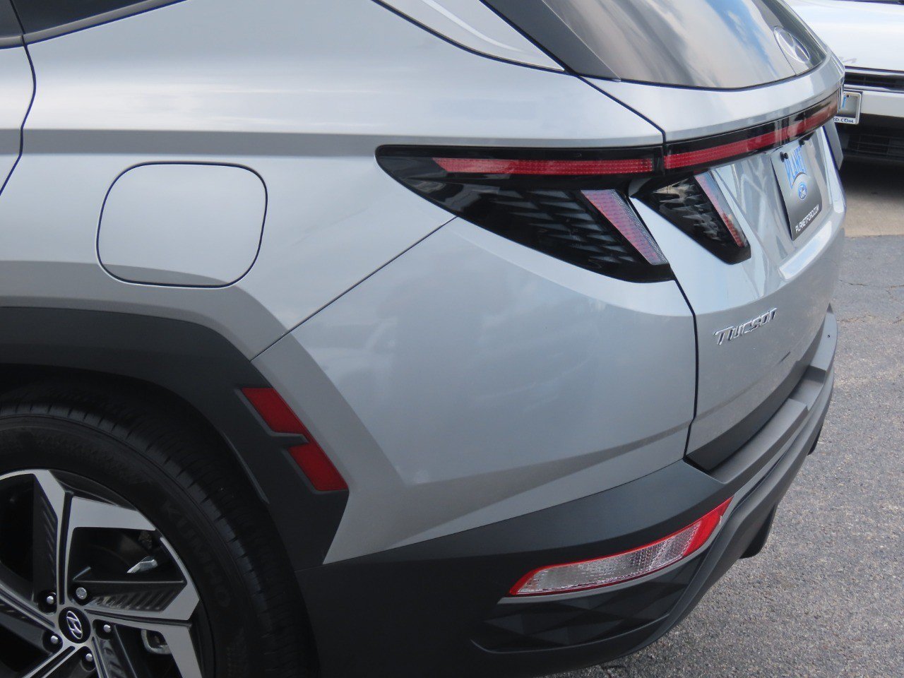 Used 2024 Hyundai Tucson SEL w/ Convenience Package FWD image 16