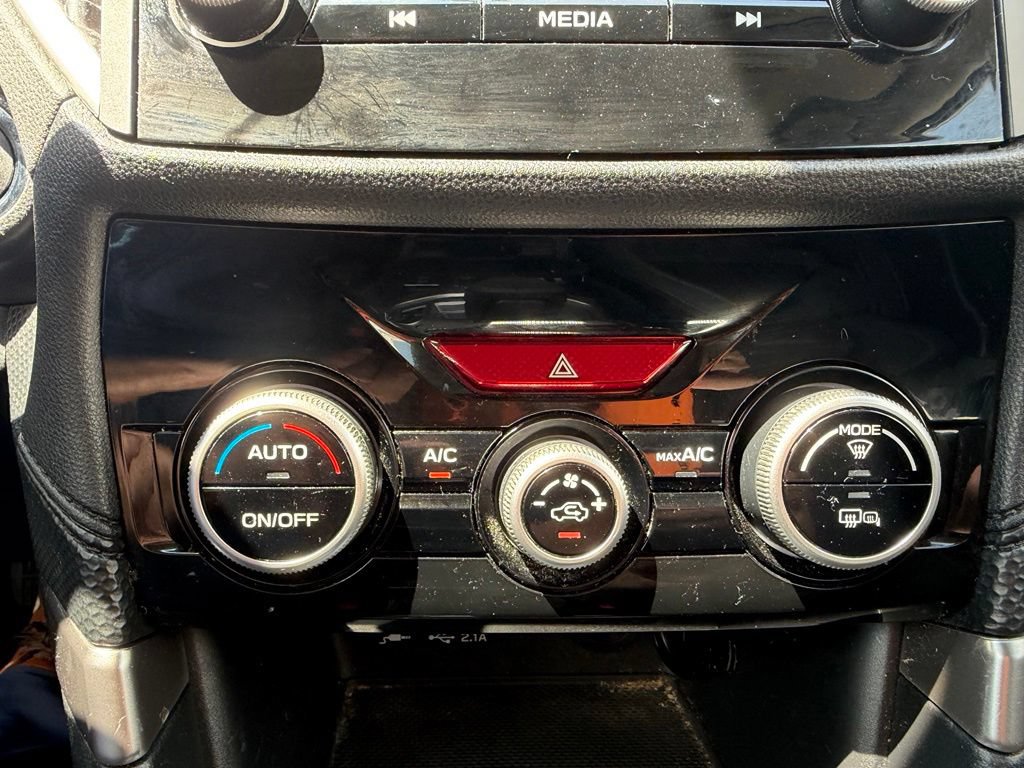 Used 2022 Subaru Forester Premium AWD/4WD image 13