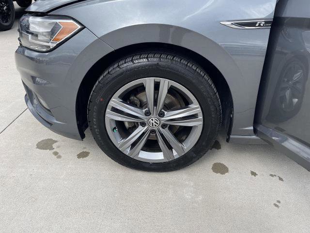 Used 2019 Volkswagen Jetta R-Line image 10
