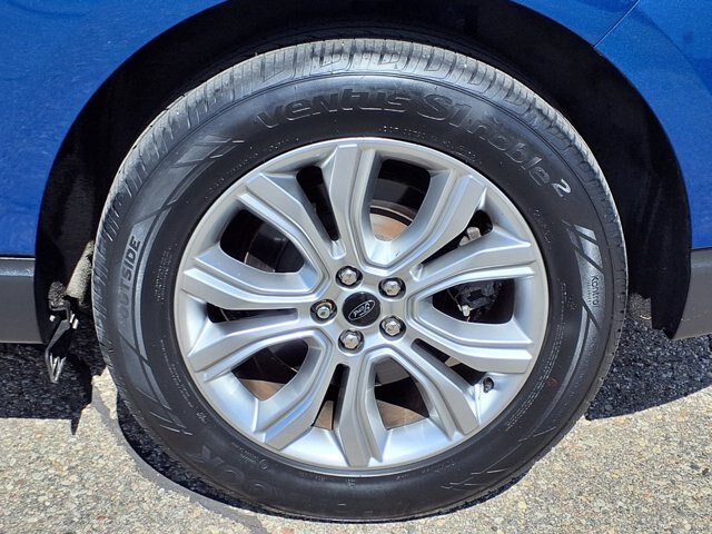 Certified 2023 Ford Edge Titanium AWD/4WD image 30