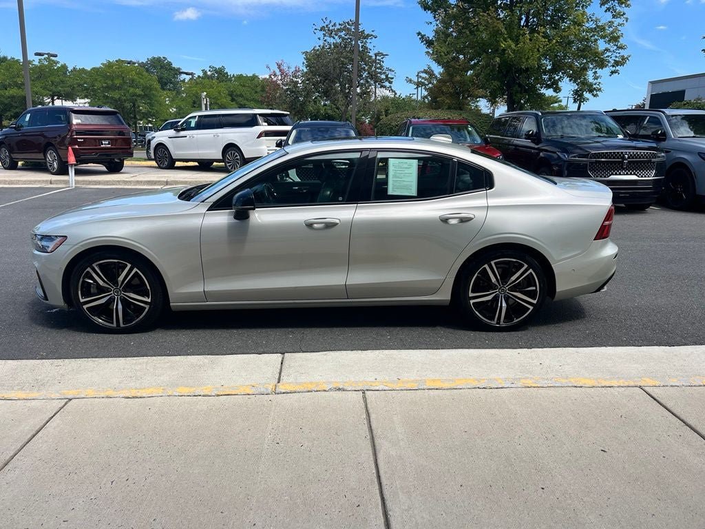 Used 2021 Volvo S60 T6 R-Design AWD/4WD image 6