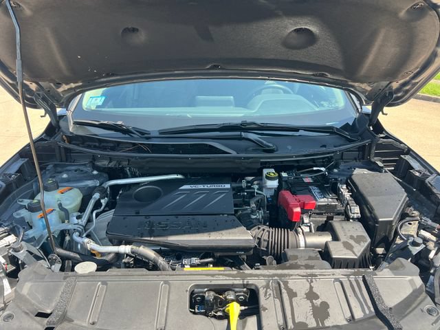 Used 2025 Nissan Rogue SV AWD/4WD image 16