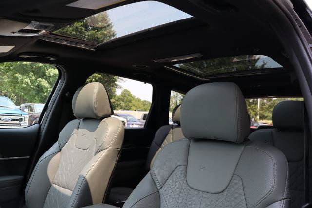 Used 2024 Kia Telluride SX X-Line AWD/4WD image 4