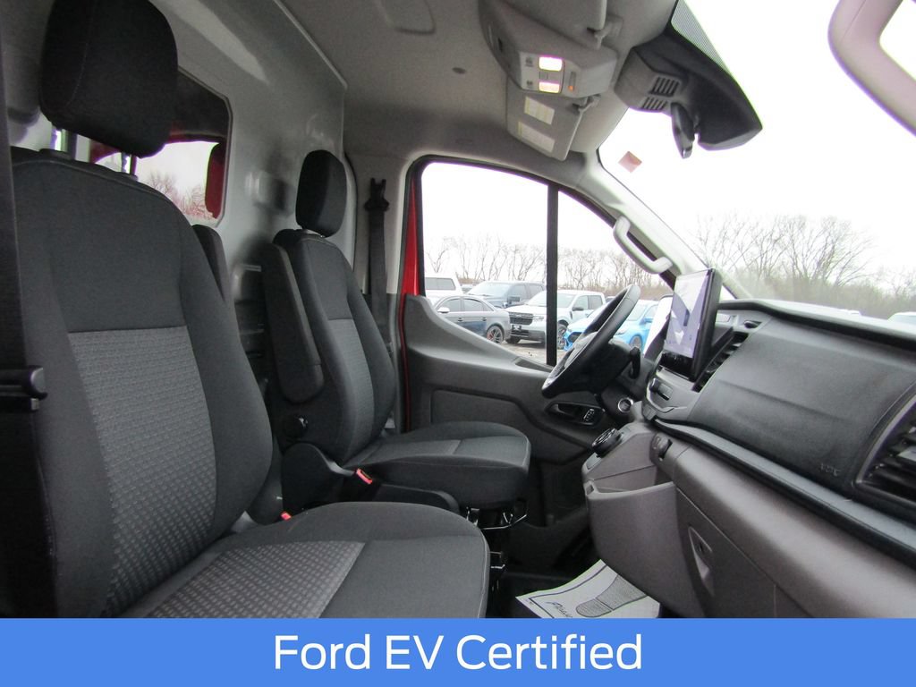 Certified 2024 Ford E-Transit Low Roof RWD image 27